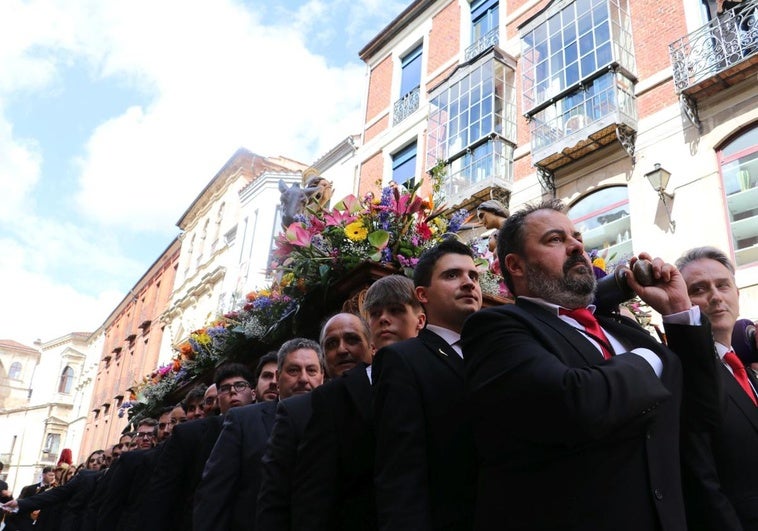 La procesión de Las Palmas en León, en imágenes