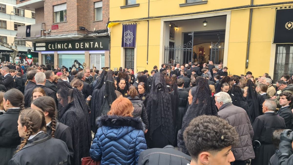 Las imágenes de la procesión de La Pasión en León en el Lunes Santo