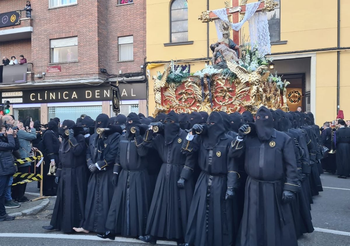 Las imágenes de la procesión de La Pasión en León en el Lunes Santo