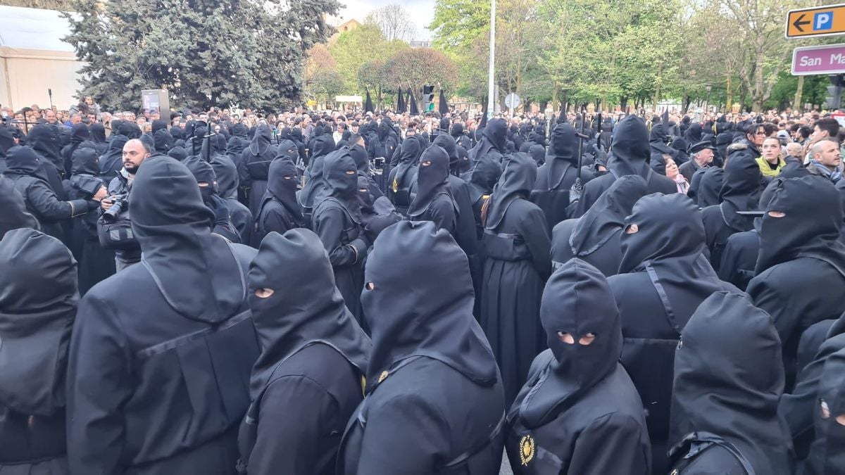 Las imágenes de la procesión de La Pasión en León en el Lunes Santo
