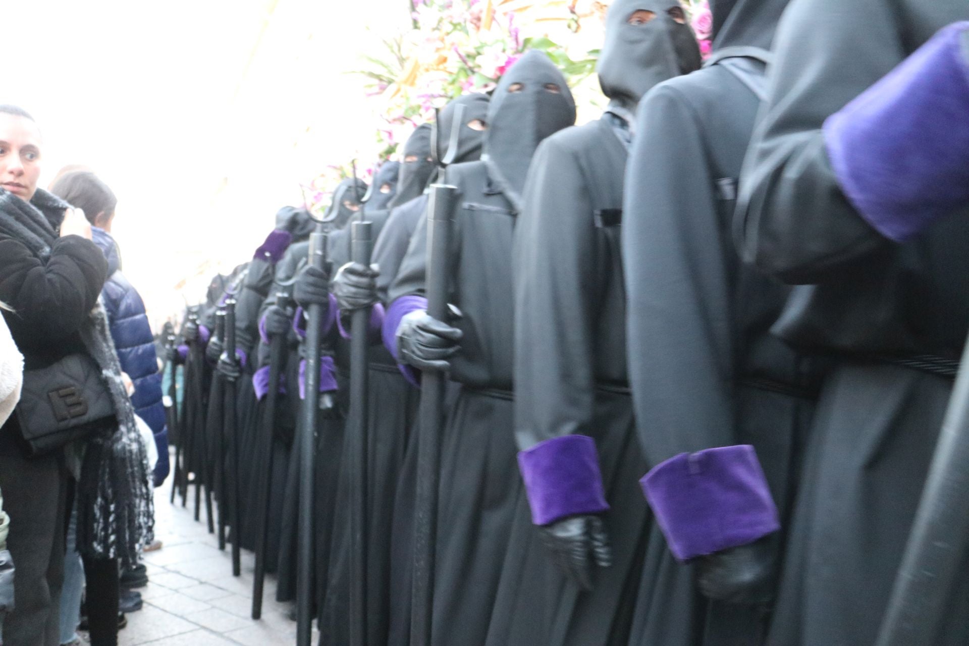 Las imágenes de la procesión de la Virgen de la Amargura en León