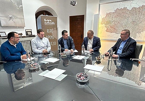 Reunión mantenida en la Diputación de León.
