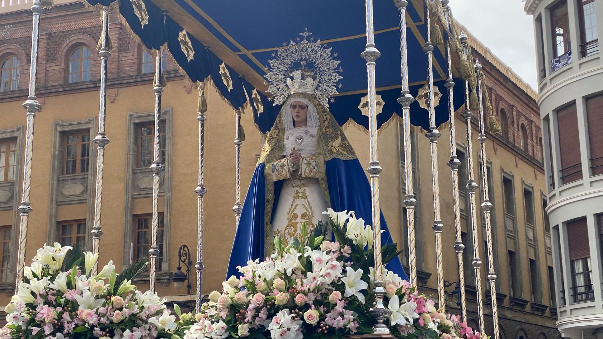 Todas las imágenes de la Bienaventuranza en su recorrido por León