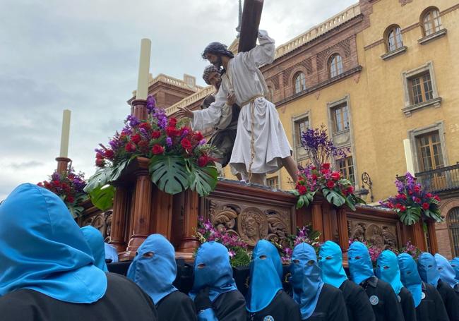 Imágenes de la procesión y su recorrido.