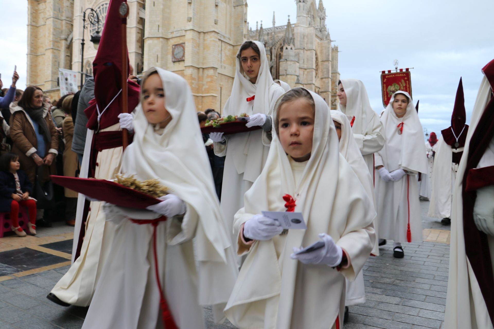 Las imágenes de la procesión de la Sagrada Cena