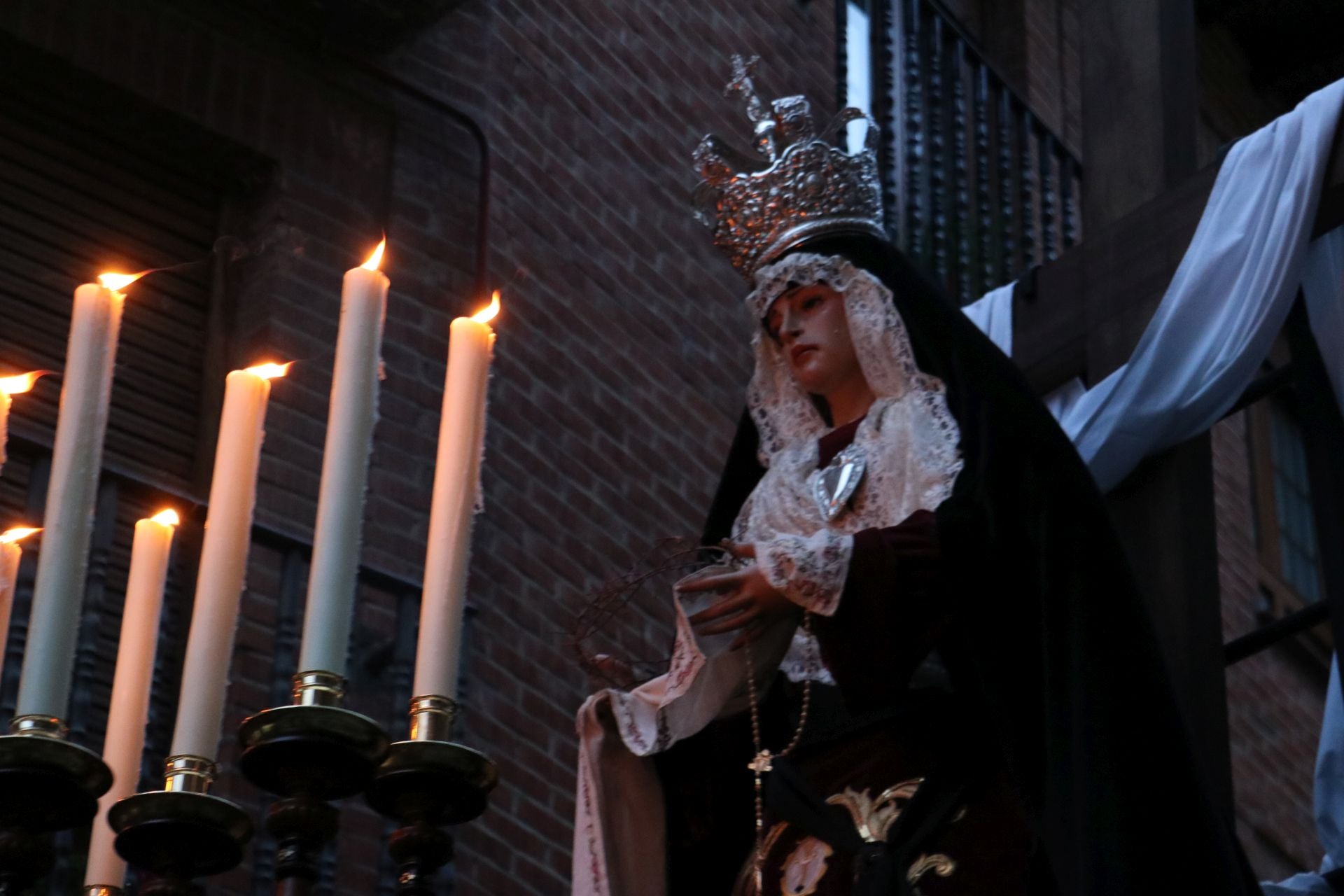 Las imágenes de la procesión de Tinieblas en León