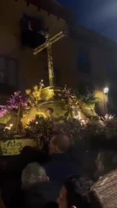 Cae la cruz del Lignum Crucis