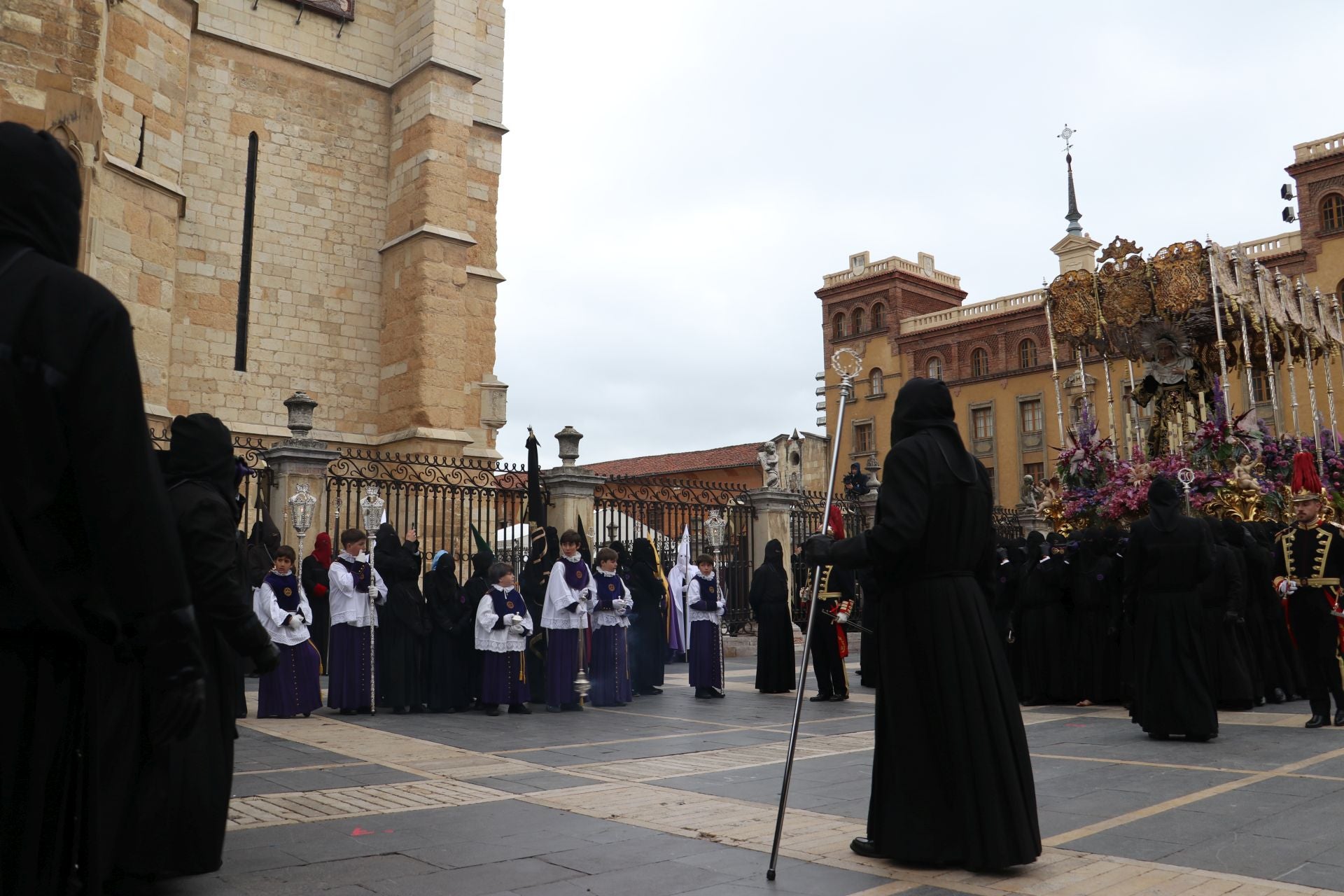Las imágenes del Encuentro ante la Catedral de León