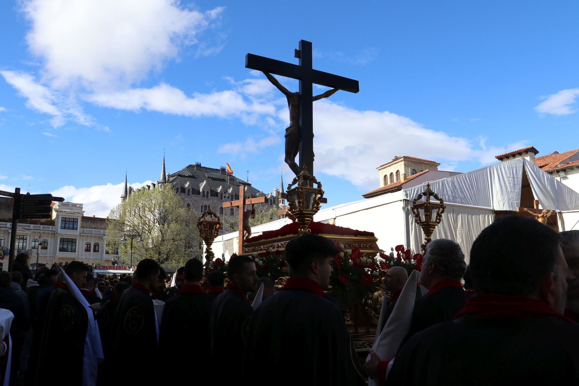 Las imágenes de la procesión de las Siete Palabras en León