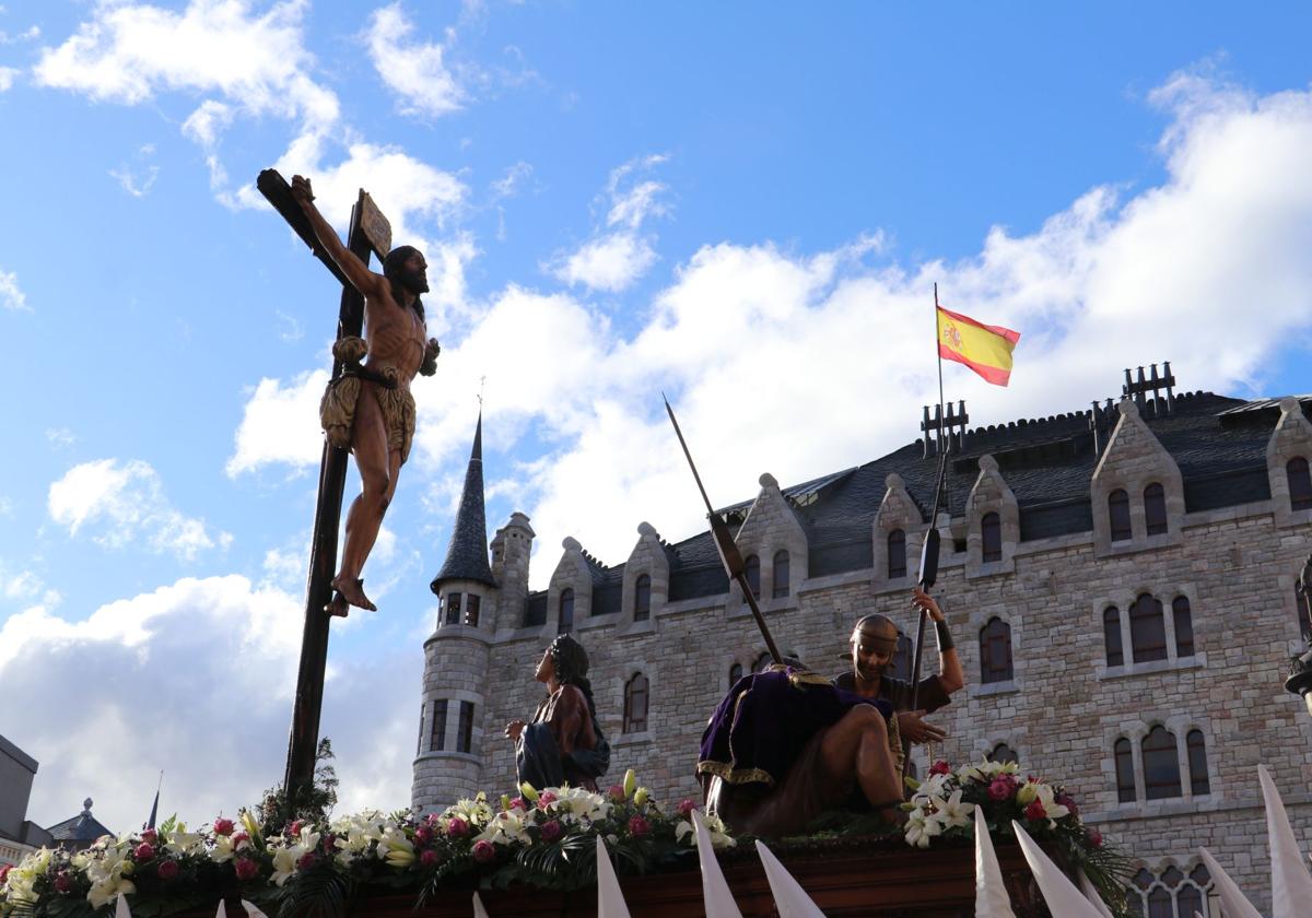 Las imágenes de la procesión de las Siete Palabras en León