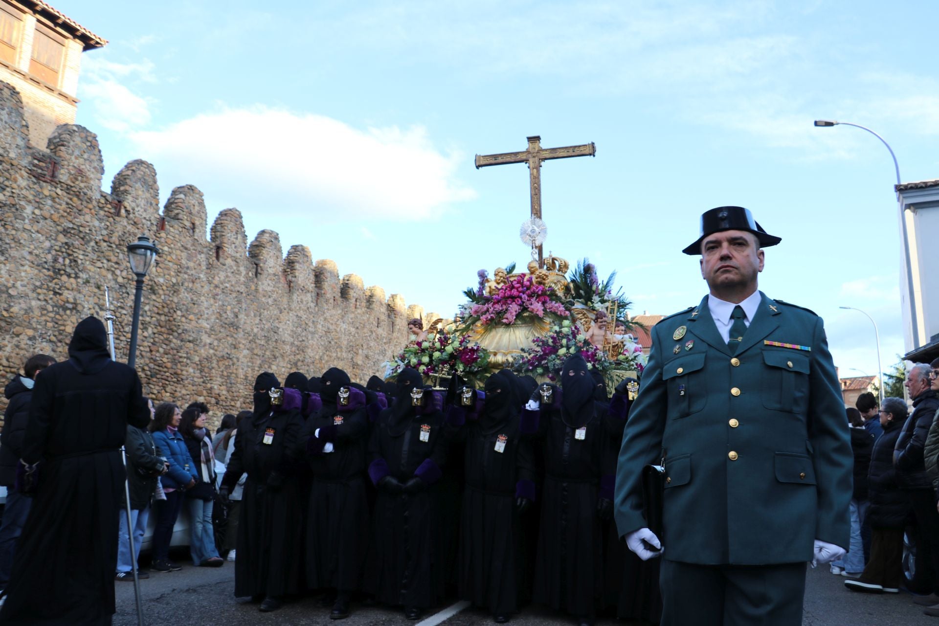 Las mejores imágenes de la procesión del Santo Entierro de Minerva
