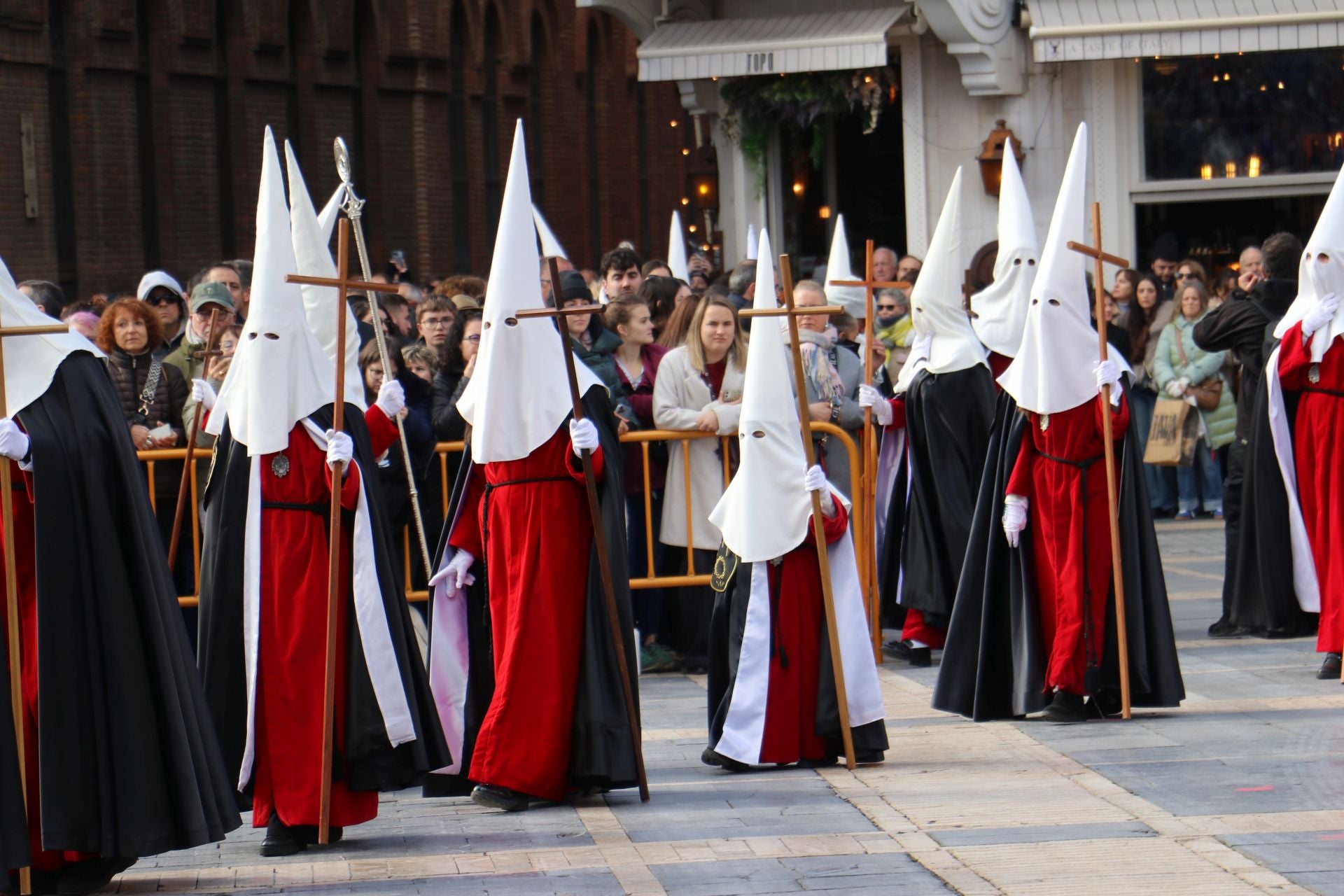 Las imágenes del acto de la Resurrección en León