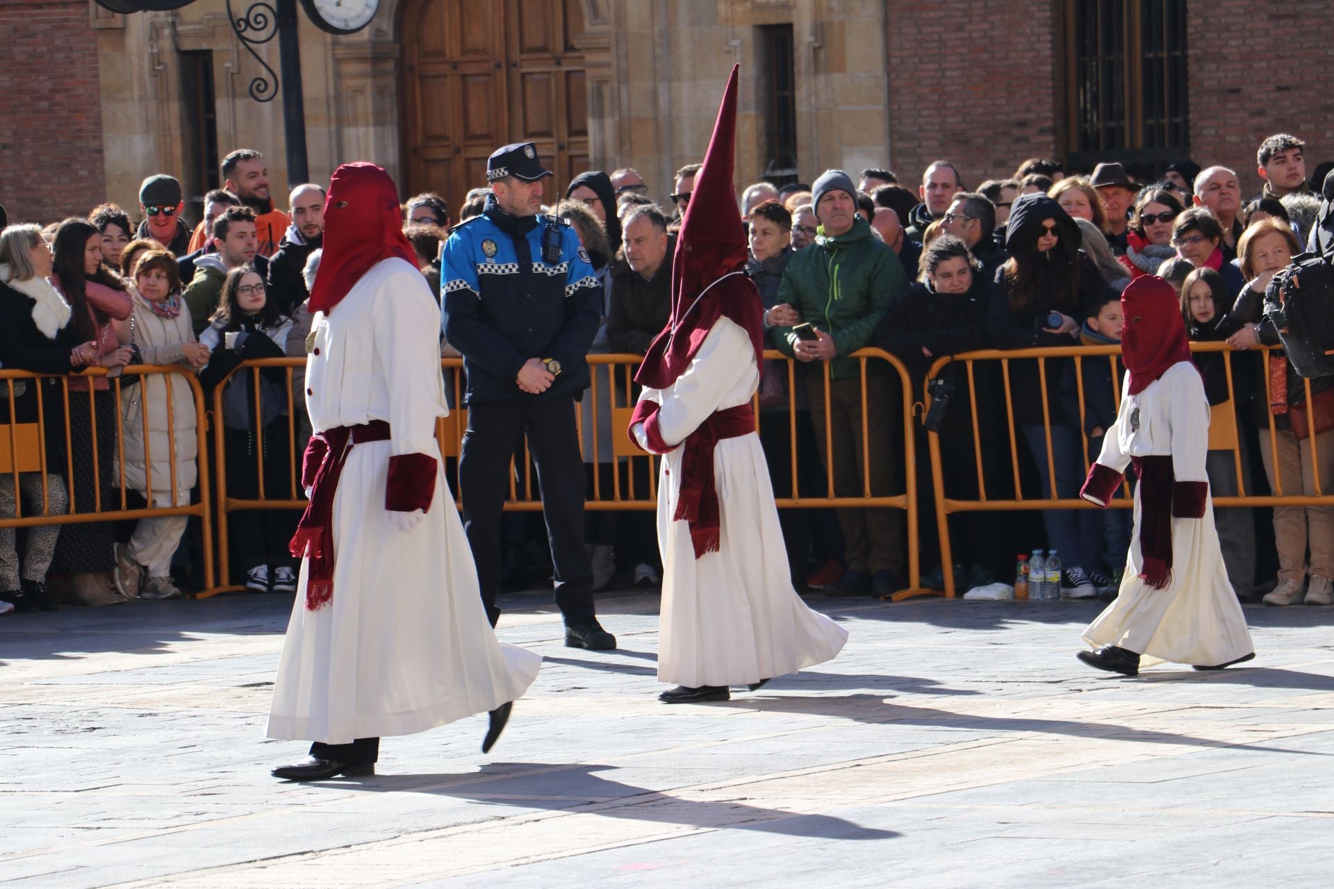 Las imágenes del acto de la Resurrección en León