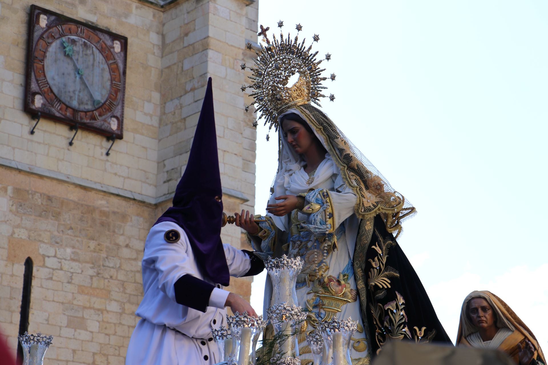 Las imágenes del acto de la Resurrección en León