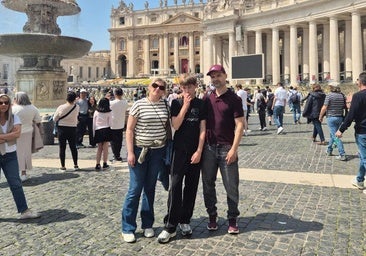 La berciana a la que la muerte del Papa le sorprendió en el Vaticano: «Fue conmovedor»