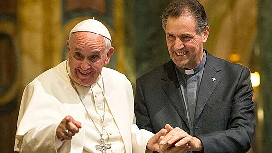El leonés que opta a ser papa tras la muerte de Francisco