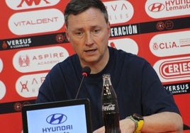 Raúl Llona, en la sala de prensa del Reino de León.