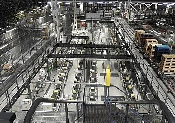 Interior de una fábrica.