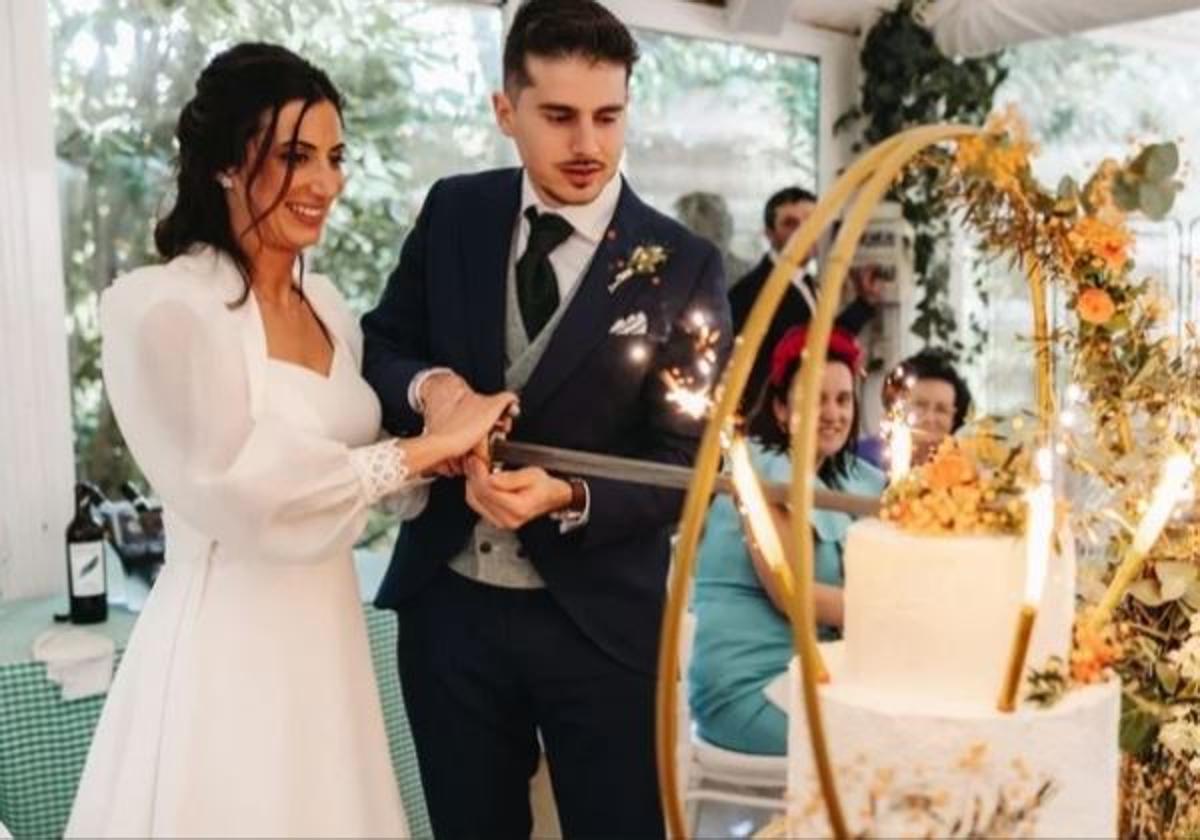 La pareja había celebrado su matrimonio el pasado sábado.