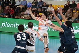 El conjunto marista recibe a los alicantinos en el Palacio de los Deportes en la jornada 27 de la Liga Asobal