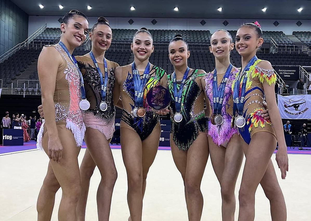 Imagen secundaria 1 - El Club Ritmo de León no se baja del podio de la Copa de la Reina