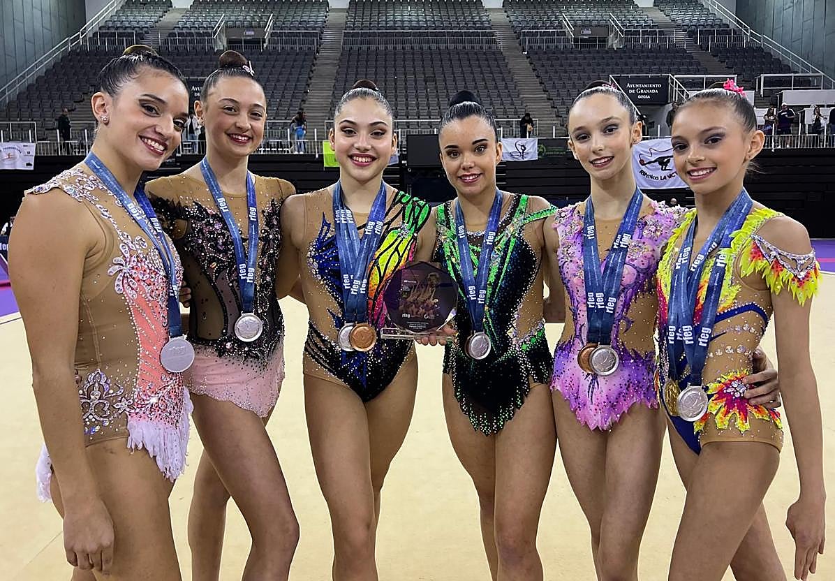 Imagen principal - El Club Ritmo de León no se baja del podio de la Copa de la Reina