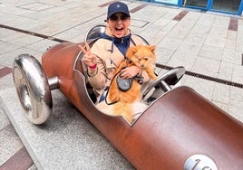 Chenoa posa con su perro en Ordoño II.