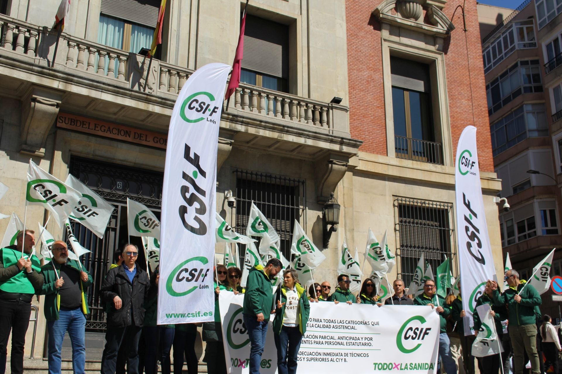 Los sanitarios de León reclaman mejoras en su estatuto