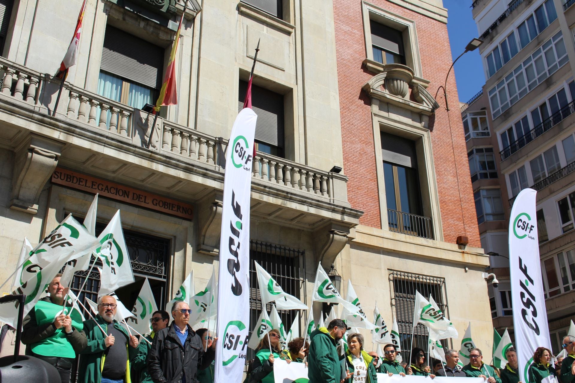 Los sanitarios de León reclaman mejoras en su estatuto