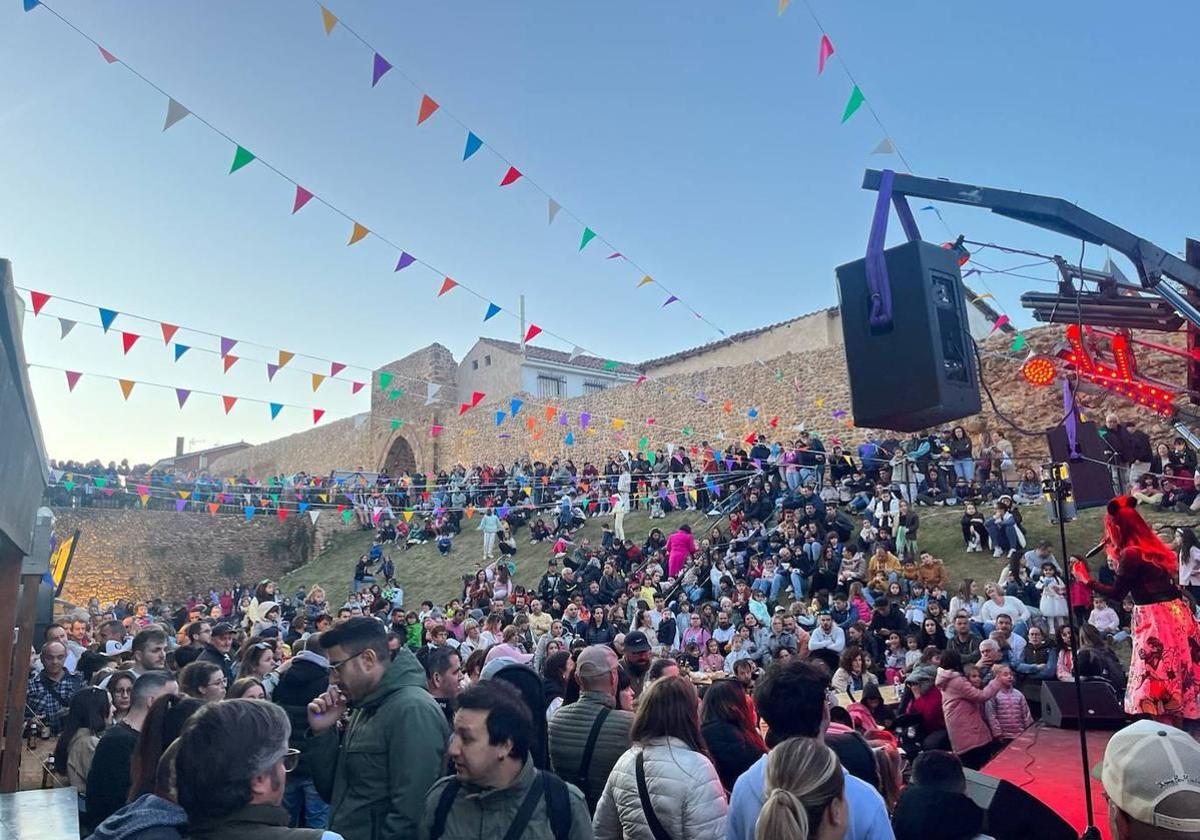 Todo listo en Almanza para la Feria de los Cuentos