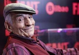 Saturnino García, premiado y activo a los 90 años: «El cine me da la vida»