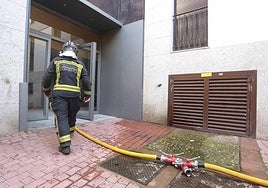 Imagen de archivo de un incendio provocado por la explosión de un generador.