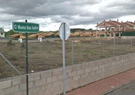 Calle en la que se encuentran algunas de las viviendas.