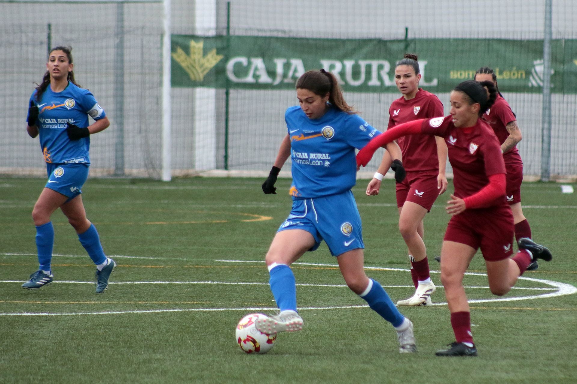 Las mejores imágenes del Olímpico 3-0 Sevilla FC Femenino &#039;B&#039;