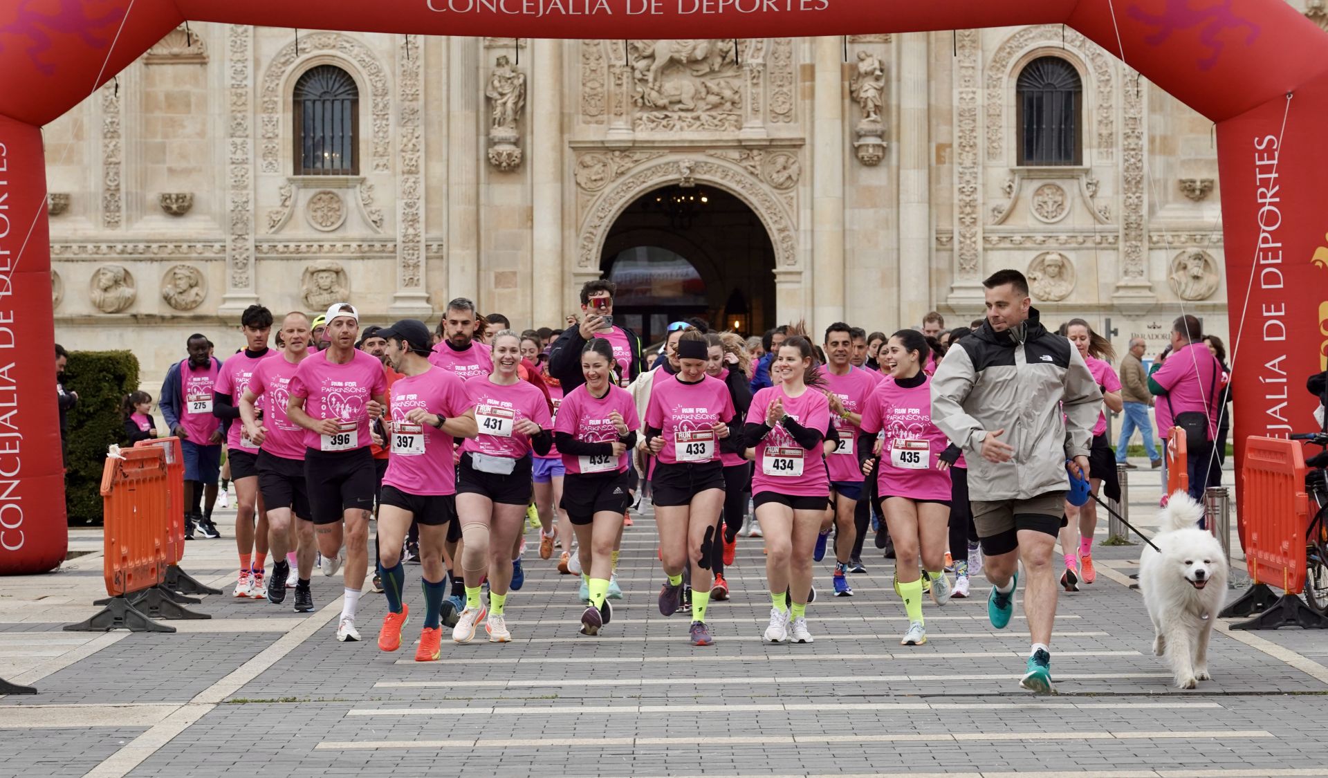Las imágenes de la carrera del Día Mundial del Parkinson en León