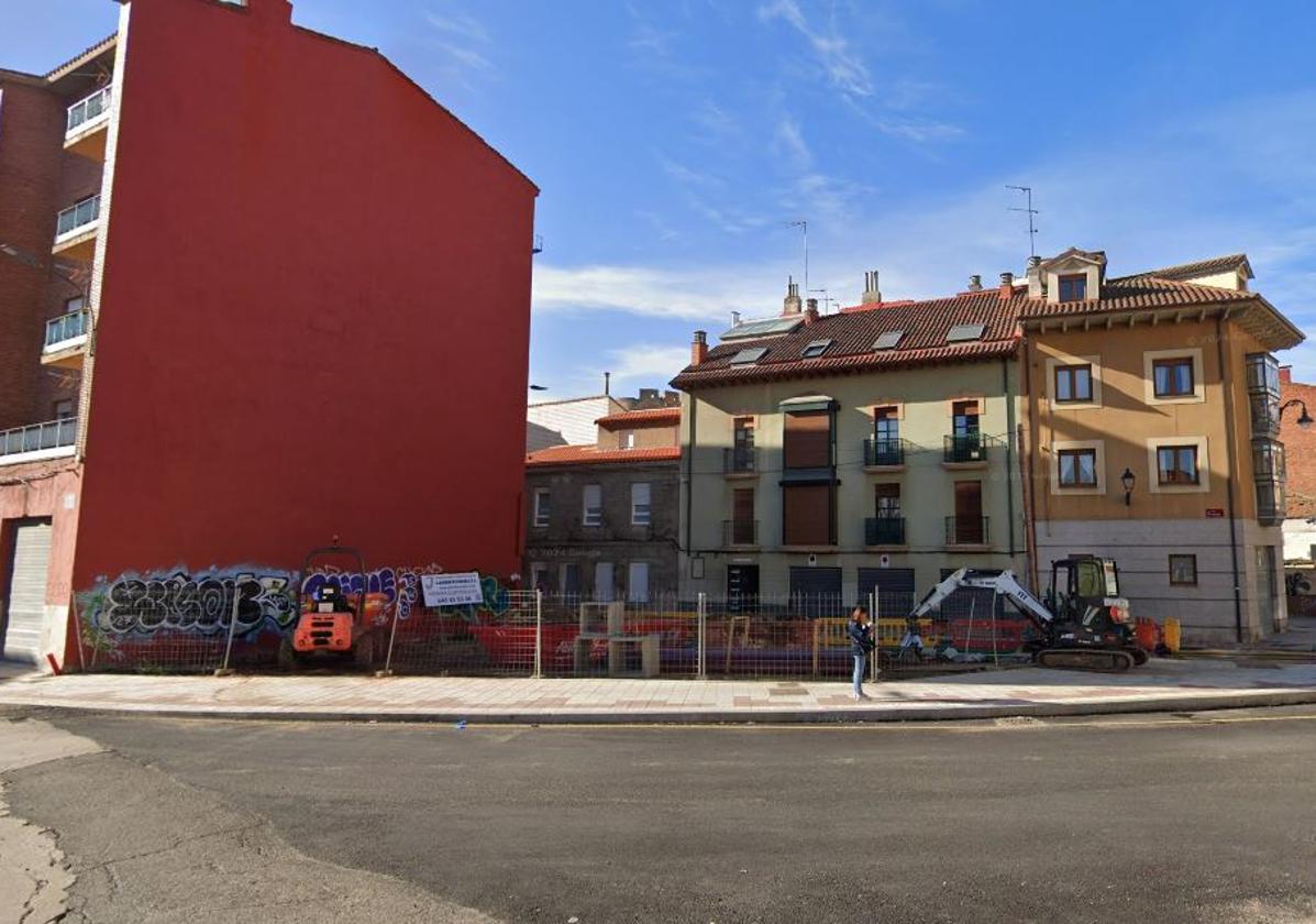 Parcela en la que se levantará un bloque de viviendas.