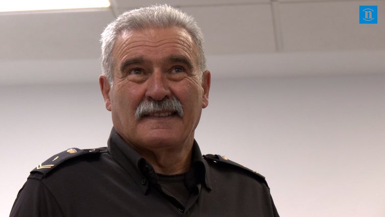 Patricio se jubila de la Policía Nacional de León tras 44 años en el cuerpo