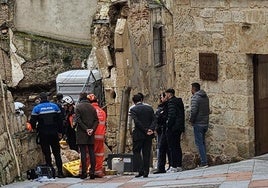 Lugar de la calle Tentenecio en Salamanca en el que se ha caído el muro.