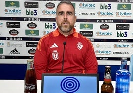 Javi Rey, entrenador de la Ponferradina.