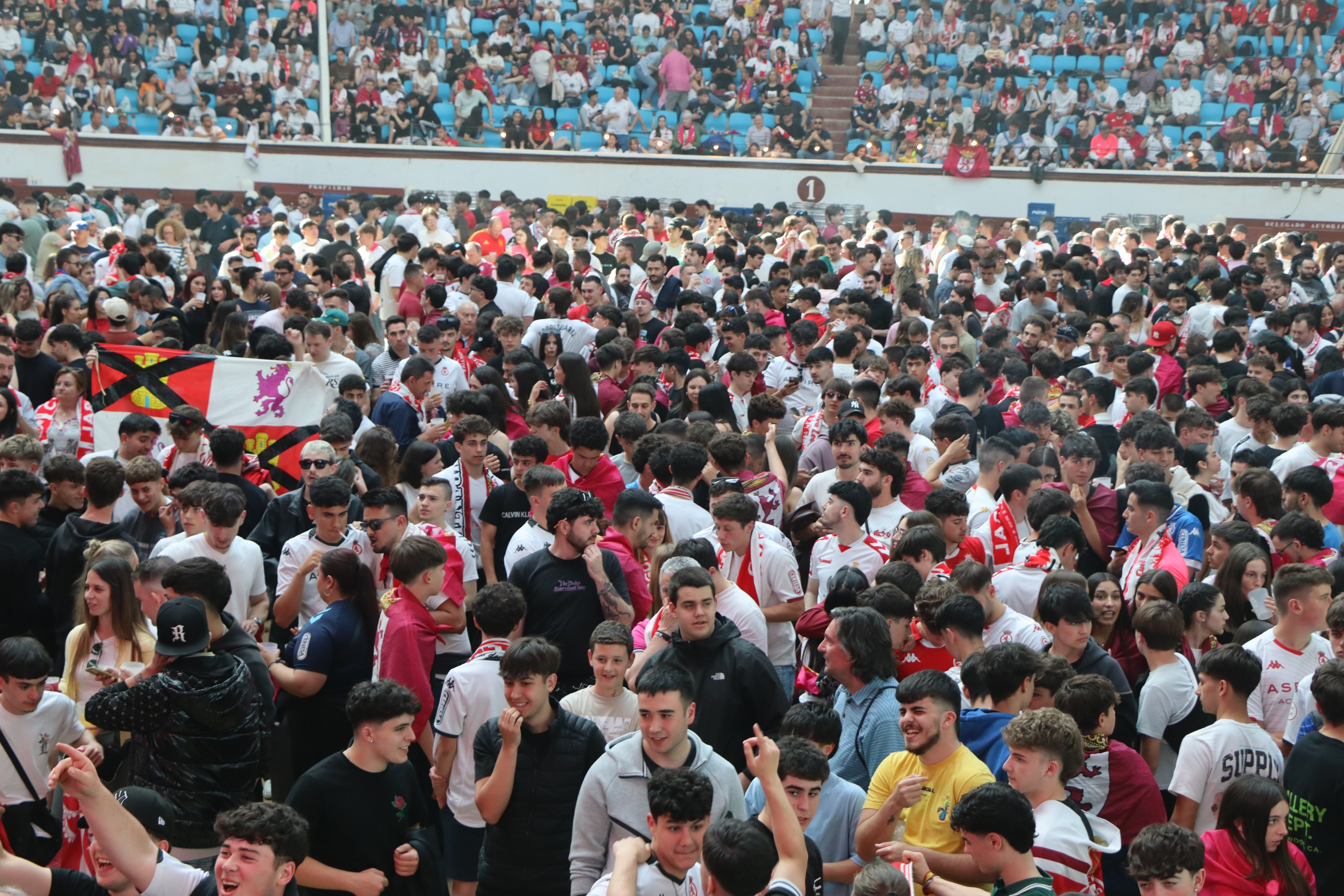 Así se vivió el derbi en el León Arena
