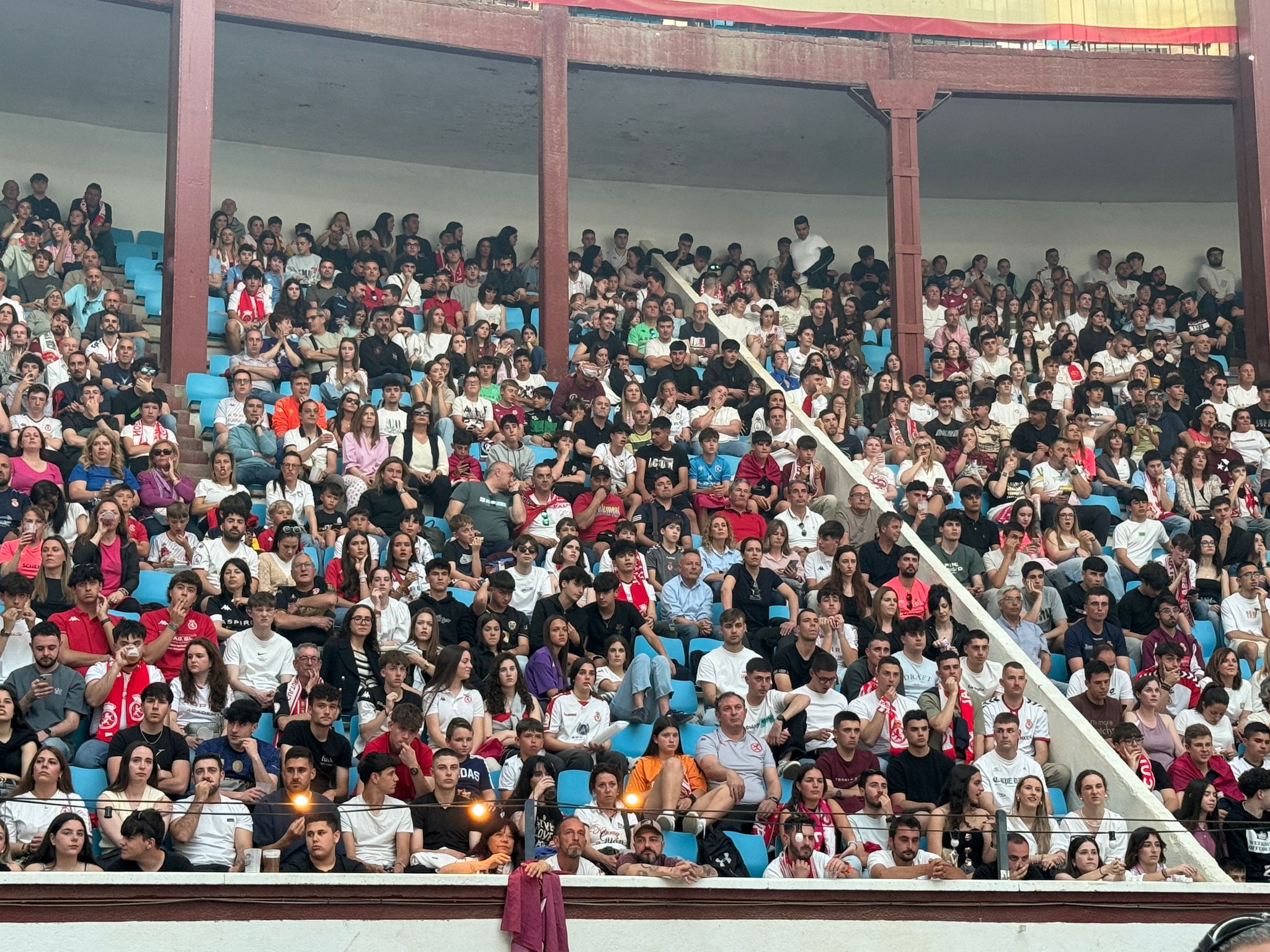 Así se vivió el derbi en el León Arena