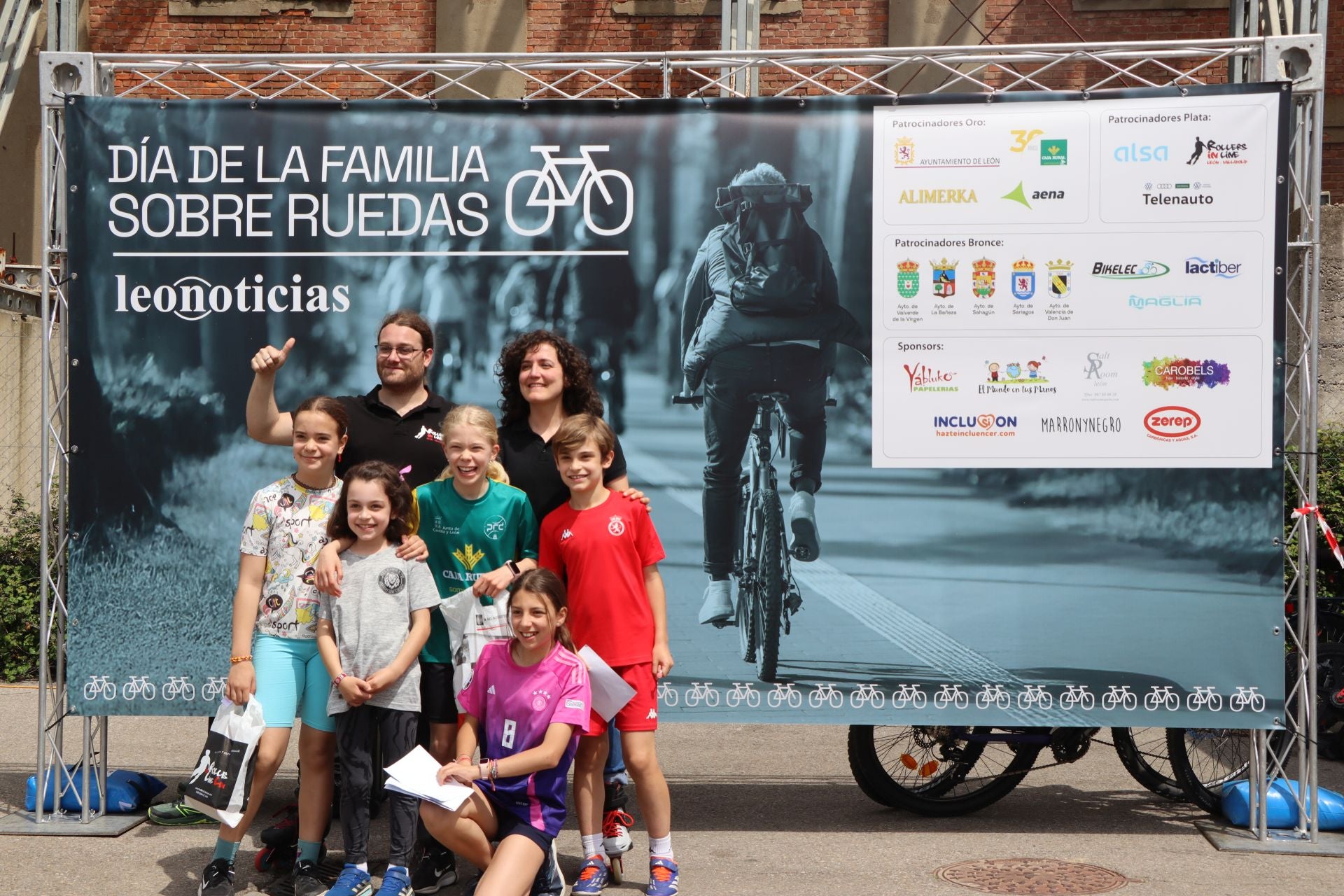 Ganadores de los sorteos del Día de la Familia sobre Ruedas