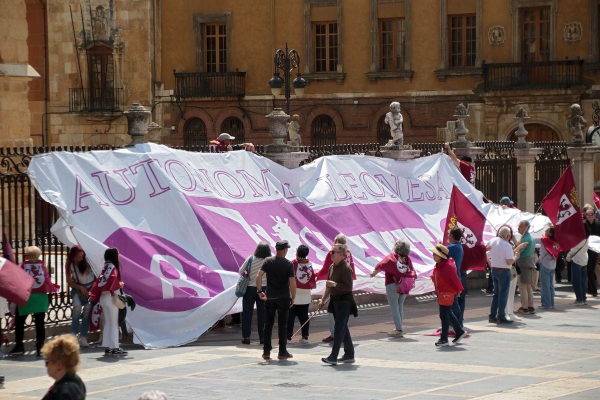 León acoge el IV Caminu la Llibertá &#039;Por la autonomía leonesa&#039;