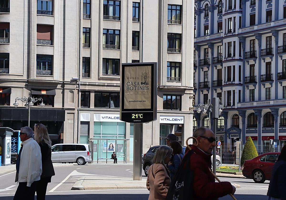 Termómetro señala más de veinte grados al mediodía en una jornada soleada de la pasada semana.