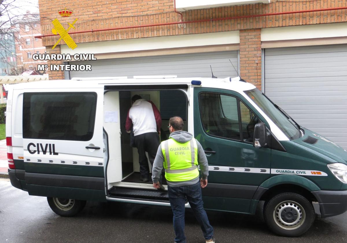 Un intento de alunizaje acaba con un detenido en Sahagún
