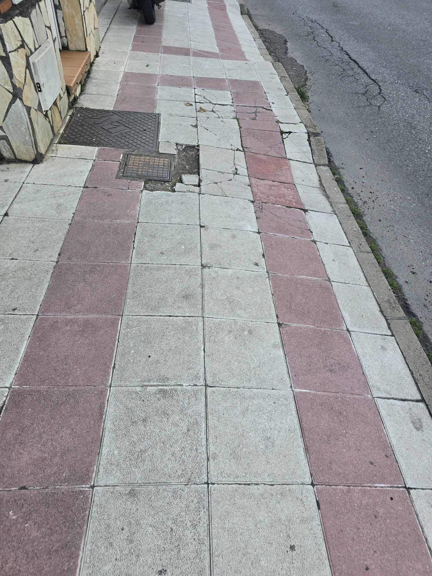 Nuevas quejas de vecinos de Trobajo del Camino