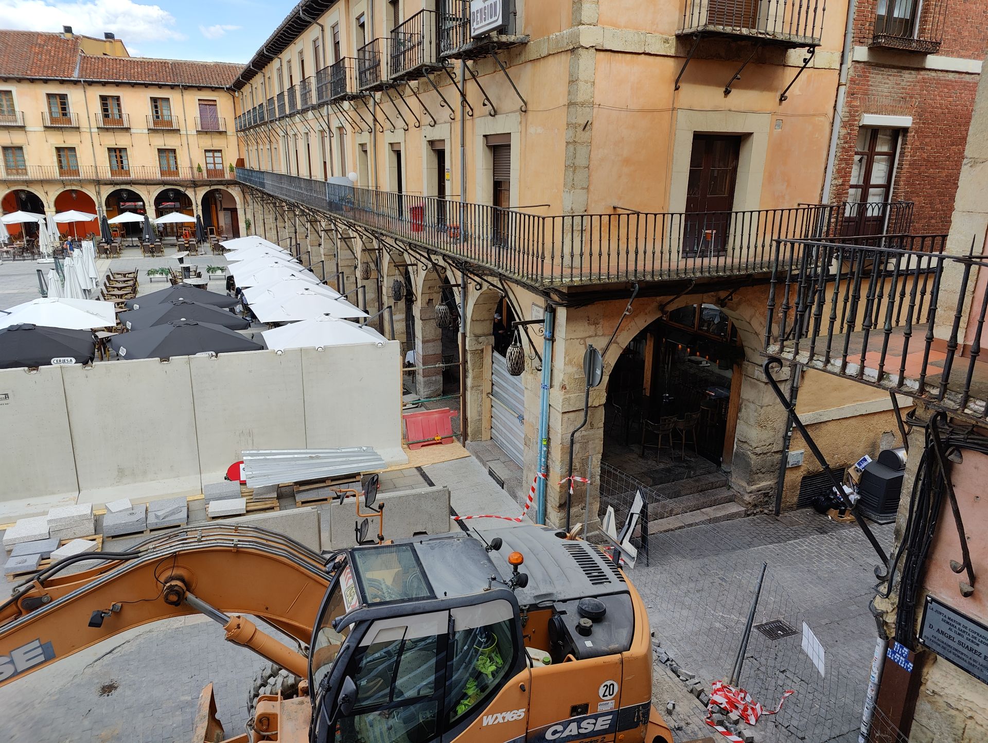 Comienza la tercera fase de las obras en la plaza Mayor de León