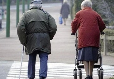 El envejecimiento se cronifica en León: los mayores de 85 años superan a los menores de 10