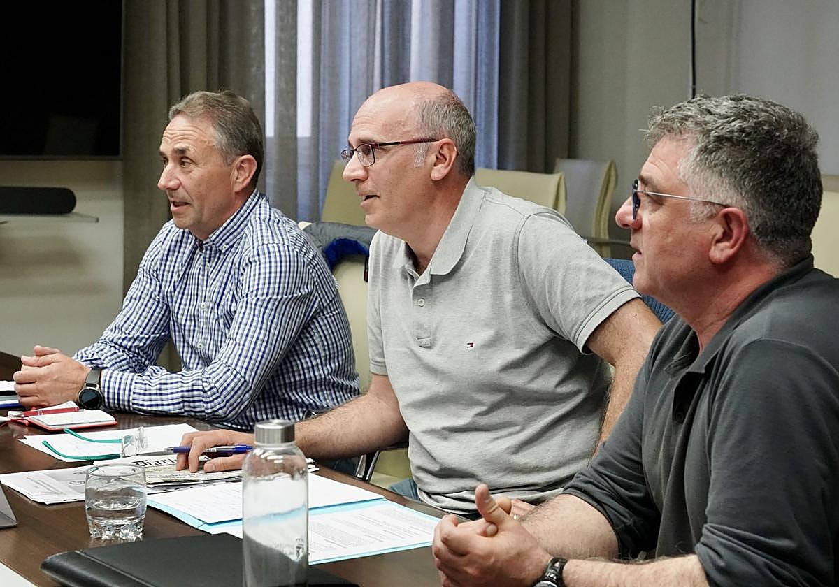 Reunión en la Diputación.