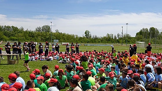 Amistad, cooperación y deporte entre 350 escolares de León en las OrbigOlimpiadas